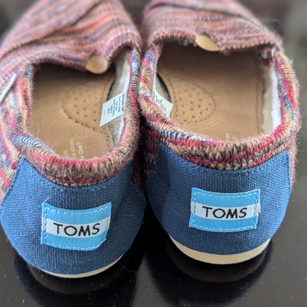 TOMS Colorful Knit Faux Fur Lined Classic Slip On Shoes Flats Casual Women’s 6.5 - Picture 4 of 11